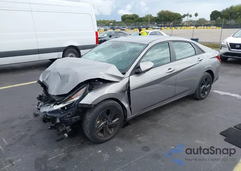 2022 Hyundai Elantra Sel from USA, damaged, VIN KMHLM4AG4NU311611